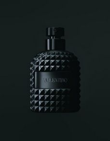 Uomo Black Edition Valentino